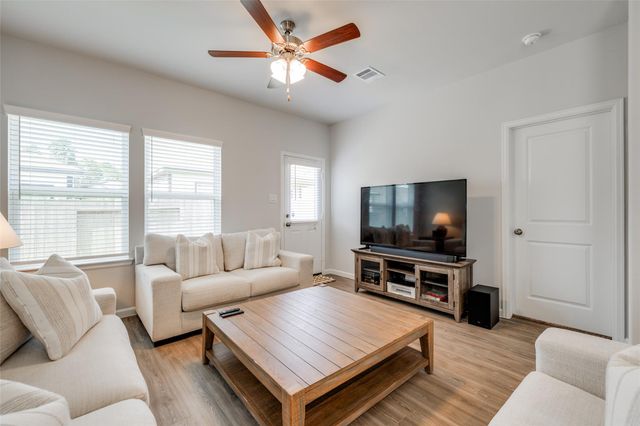 8026 Peppercorn Street, Magnolia, TX 77354