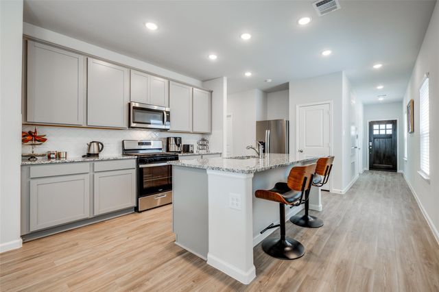 8026 Peppercorn Street, Magnolia, TX 77354