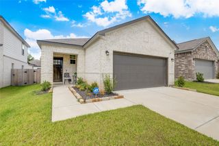 8026 Peppercorn Street, Magnolia, TX 77354