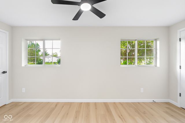 2593 Chaucer Drive, Columbus, IN 47201