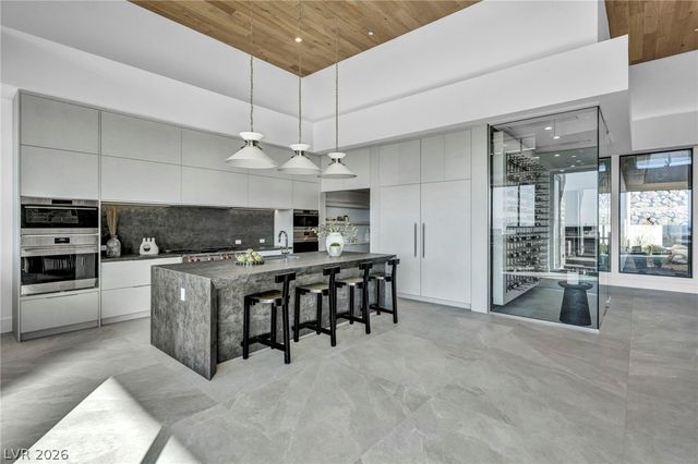 8 Cloudloft Court, Henderson, NV 89012