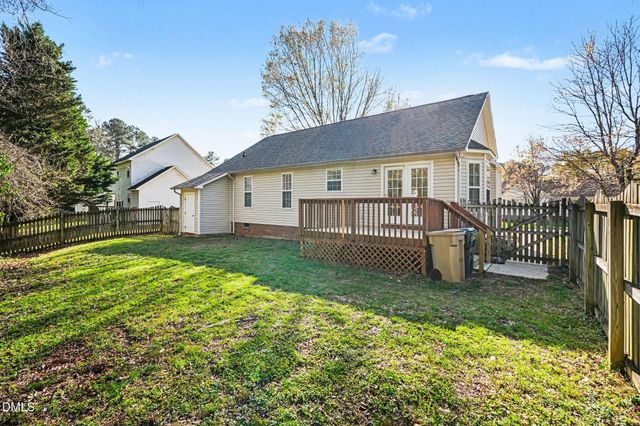 284 Dullis Circle, Garner, NC 27529