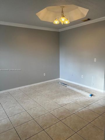 110 SW 109th Ave 2, Sweetwater, FL 33174