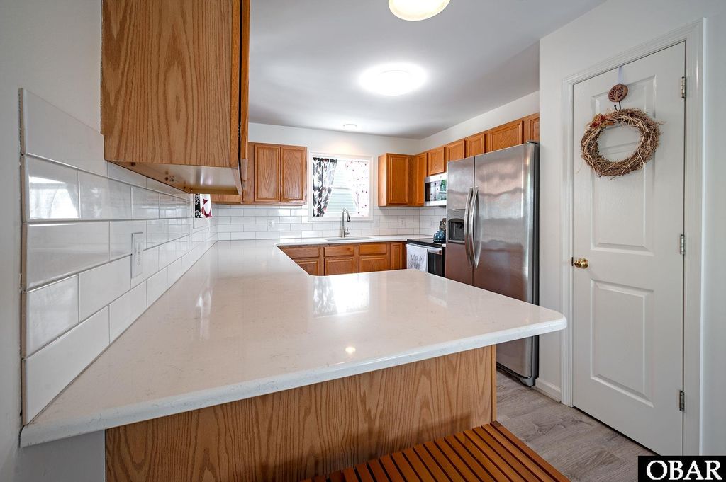 Image 11 of property listing at 109 Collins Court Lot 7, Manteo, NC 27954