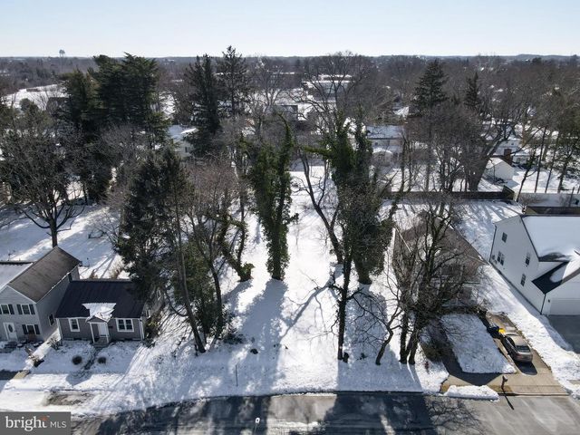 78 WASHINGTON ST, Dover, DE 19901