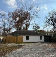 122 N Roosevelt Street, Bloomington, IN 47408