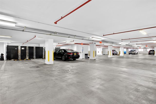 433 Main Street 212, Port Washington, NY 11050