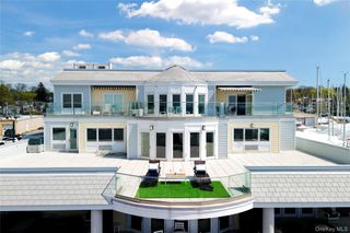 433 Main Street 212, Port Washington, NY 11050