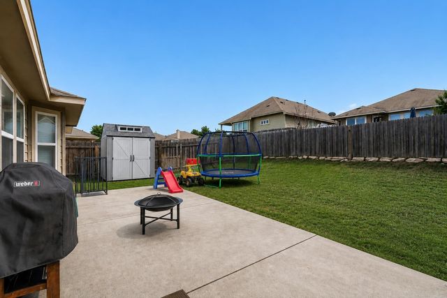 103 Buescher CV, Hutto, TX 78634