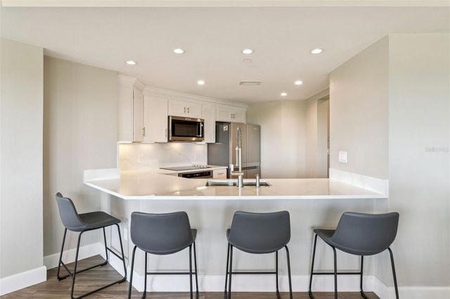 7593 GATHERING DRIVE 503, Reunion, FL 34747