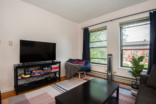 5333 S Ellis Avenue 3A, Chicago, IL 60615