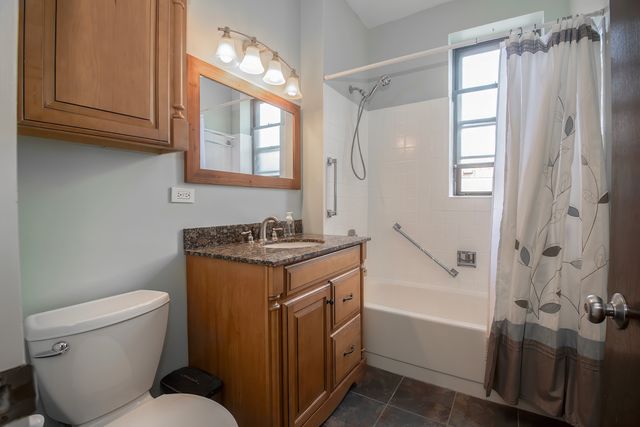 5333 S Ellis Avenue 3A, Chicago, IL 60615