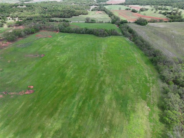 8 Wild Horse Creek, Luther, OK 73054