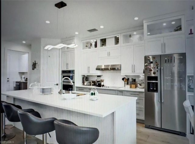 2575 31st AVE NE, Naples, FL 34120