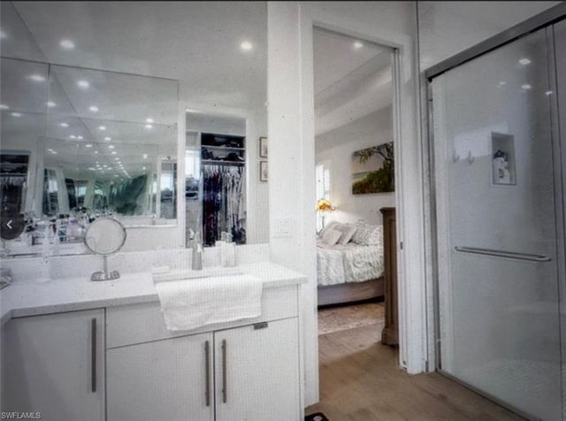 2575 31st AVE NE, Naples, FL 34120