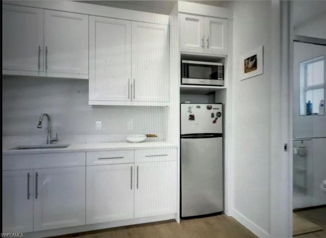 2575 31st AVE NE, Naples, FL 34120