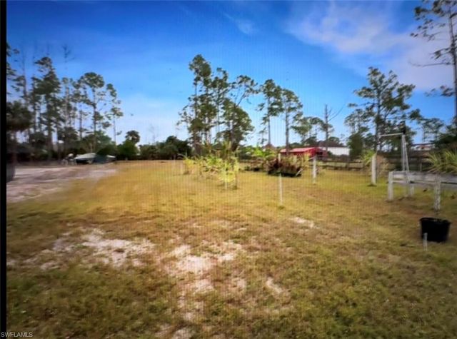 2575 31st AVE NE, Naples, FL 34120