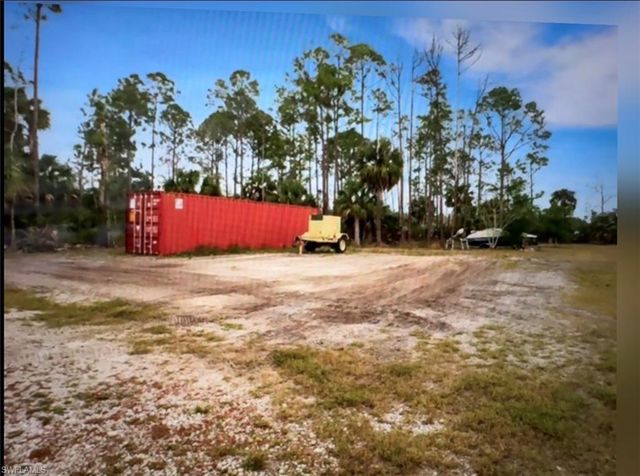 2575 31st AVE NE, Naples, FL 34120