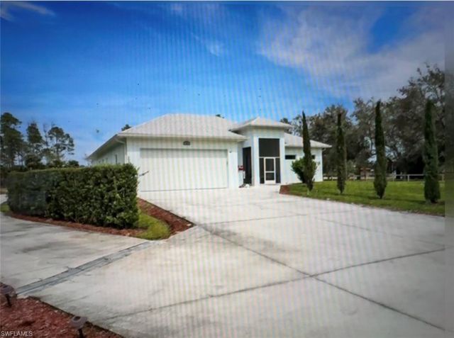 2575 31st AVE NE, Naples, FL 34120