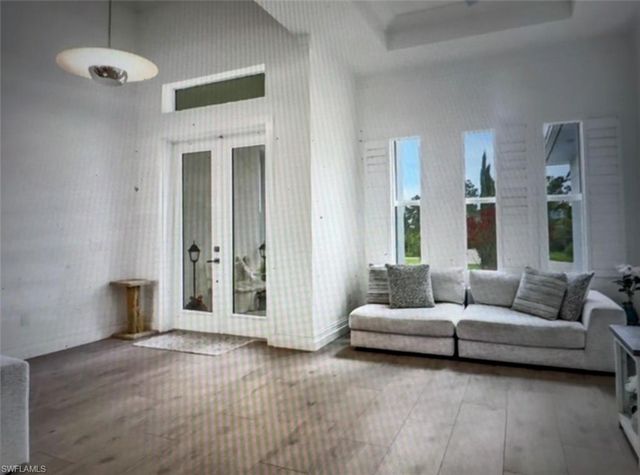 2575 31st AVE NE, Naples, FL 34120