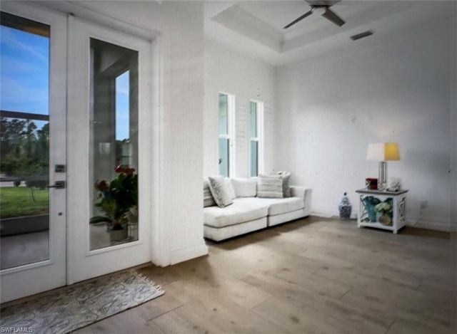 2575 31st AVE NE, Naples, FL 34120