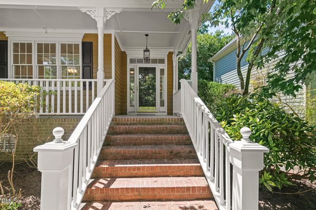 7816 Harps Mill Woods Run, Raleigh, NC 27615