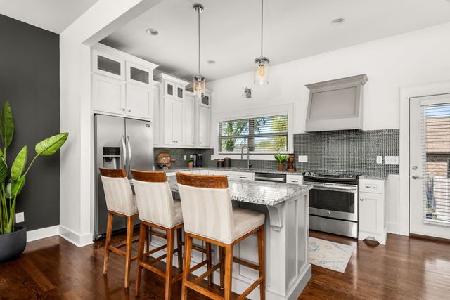 1707 3rd Ave, N, Nashville, TN 37208