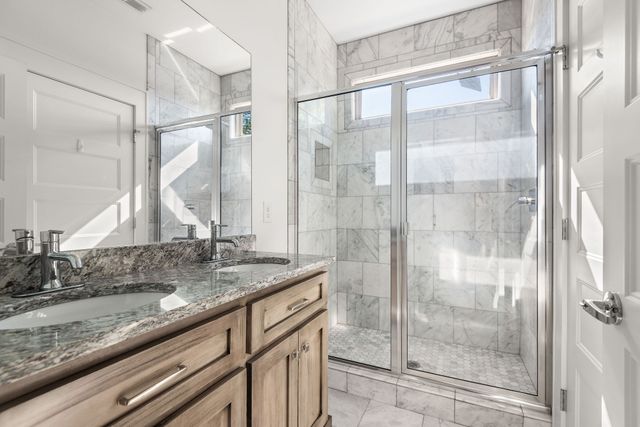 1707 3rd Ave, N, Nashville, TN 37208