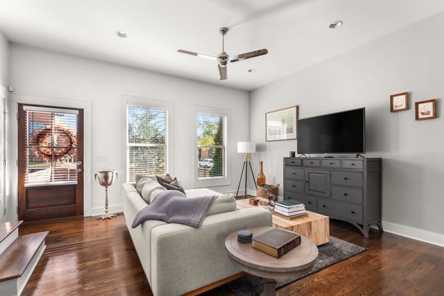 1707 3rd Ave, N, Nashville, TN 37208