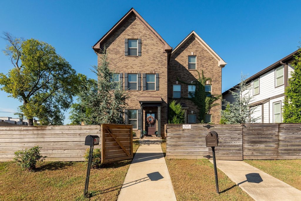 1707 3rd Ave, N, Nashville, TN 37208