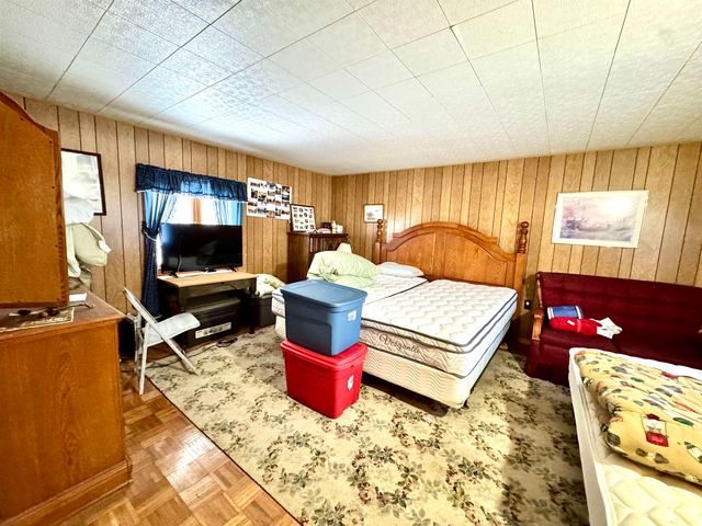 1999 North Main Street, Pittsburg, NH 03592