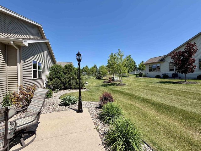 1362 CANDLELIGHT LANE, Fond Du Lac, WI 54935
