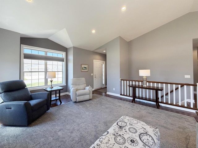 1362 CANDLELIGHT LANE, Fond Du Lac, WI 54935