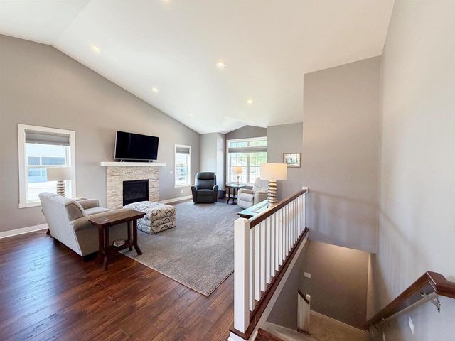 1362 CANDLELIGHT LANE, Fond Du Lac, WI 54935