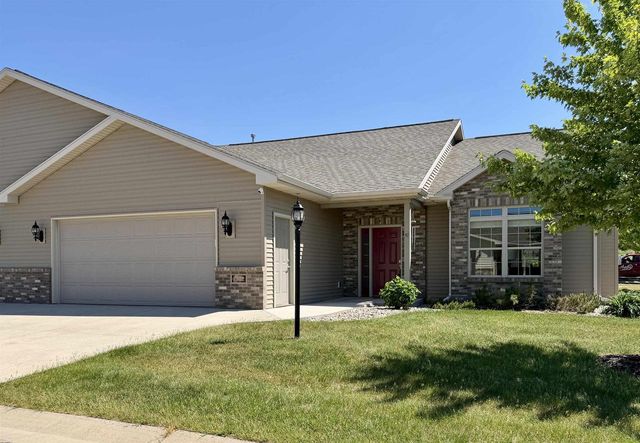1362 CANDLELIGHT LANE, Fond Du Lac, WI 54935