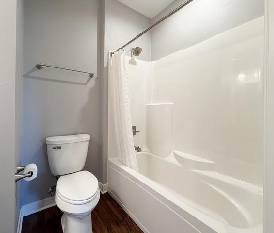 1362 CANDLELIGHT LANE, Fond Du Lac, WI 54935