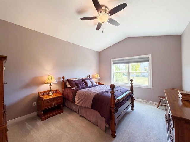 1362 CANDLELIGHT LANE, Fond Du Lac, WI 54935