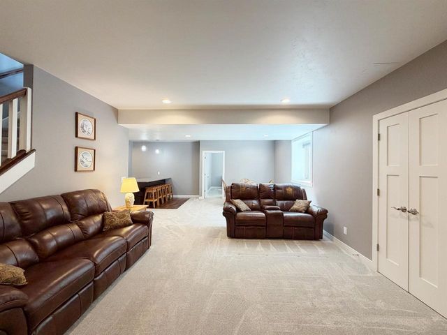 1362 CANDLELIGHT LANE, Fond Du Lac, WI 54935