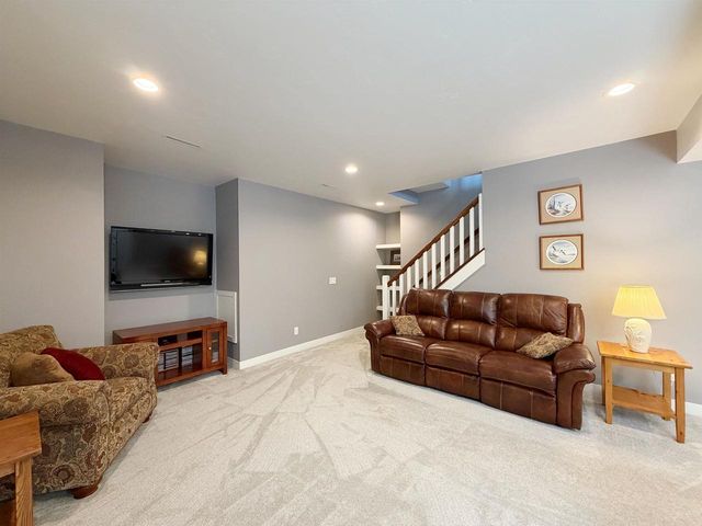 1362 CANDLELIGHT LANE, Fond Du Lac, WI 54935