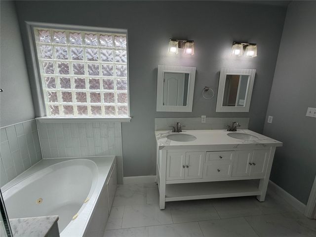 207 Arrowhead TRL, Cedar Park, TX 78613
