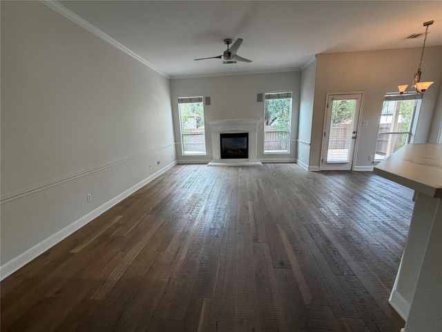 207 Arrowhead TRL, Cedar Park, TX 78613