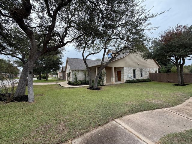 207 Arrowhead TRL, Cedar Park, TX 78613