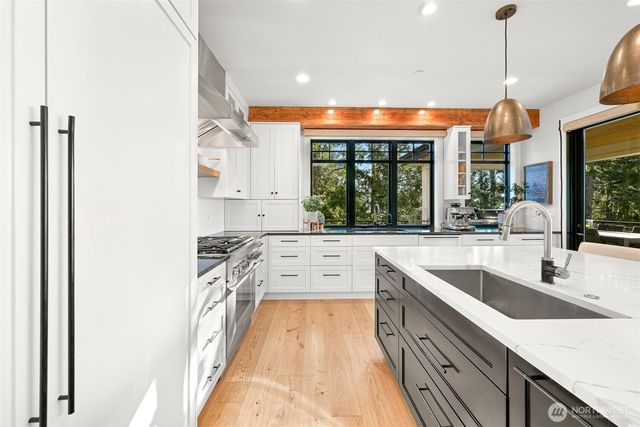 4332 Samish Crest Drive, Bellingham, WA 98229