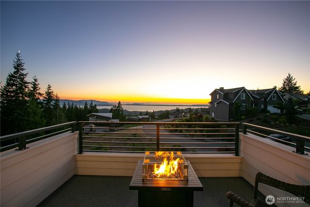 4332 Samish Crest Drive, Bellingham, WA 98229