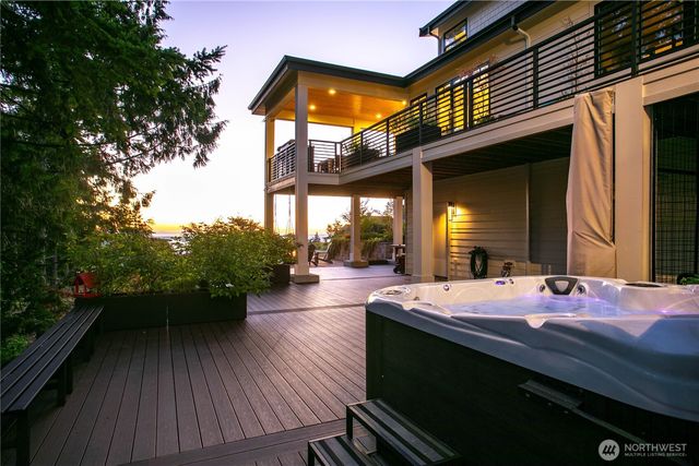 4332 Samish Crest Drive, Bellingham, WA 98229