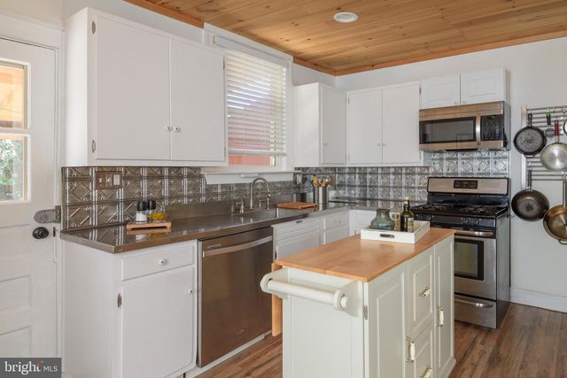 235 W PLUMSTEAD AVE, Lansdowne, PA 19050