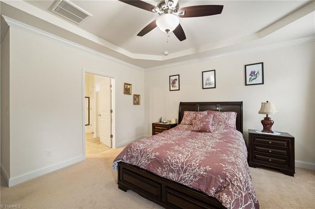 2526 Redwood Hill Court, Kernersville, NC 27284