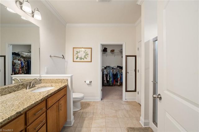 2526 Redwood Hill Court, Kernersville, NC 27284