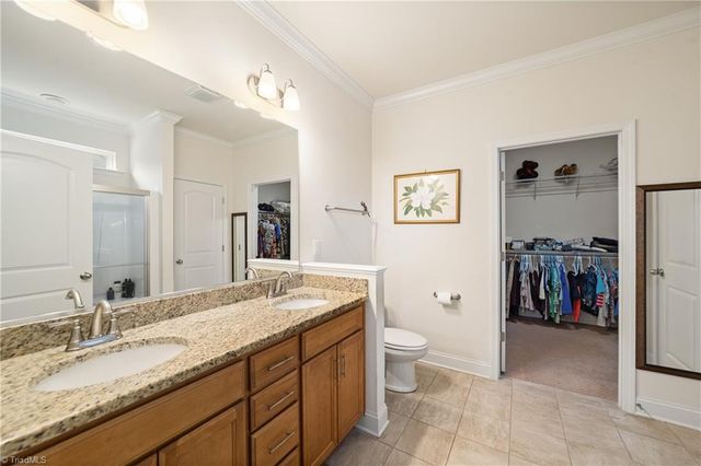 2526 Redwood Hill Court, Kernersville, NC 27284