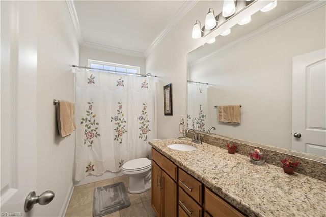 2526 Redwood Hill Court, Kernersville, NC 27284